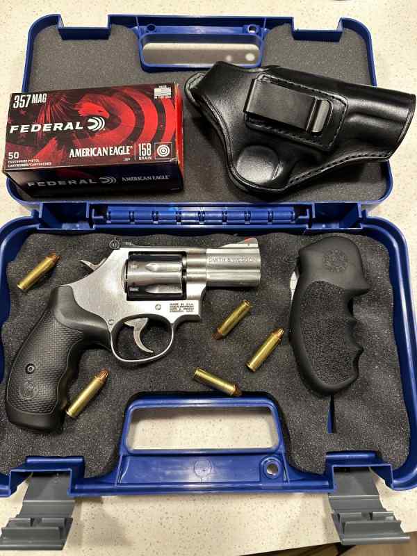 Smith &amp; Wesson Model 686 Plus 357 Magnum 2.5in